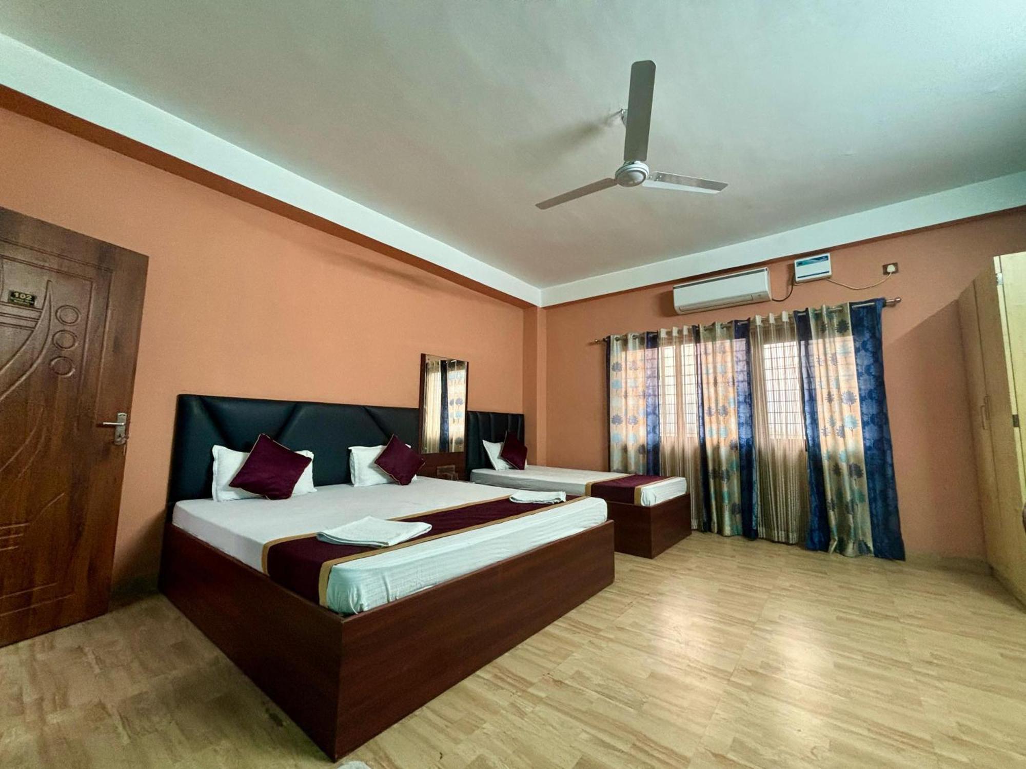 Krishna Shree Guest House Guwahati Esterno foto